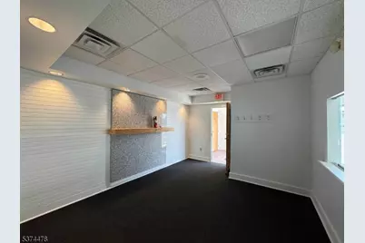 481 Memorial Pkwy, Phillipsburg, NJ 08865 - Photo 20