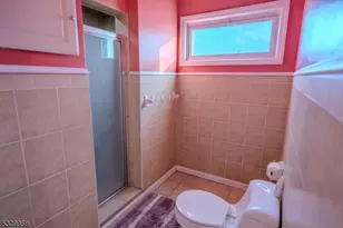 95 Beech St, East Orange, NJ 07018 - Photo 20