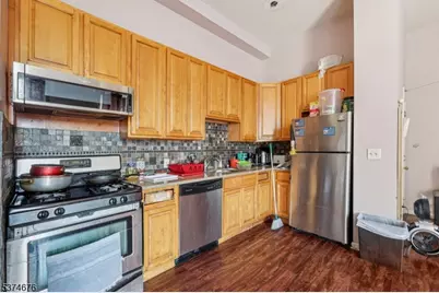 18 Market Street #301, Paterson, NJ 07501 - Photo 8