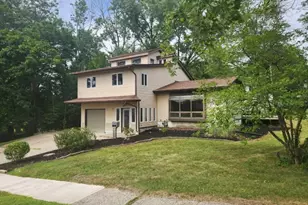 14 Trenton Pl, Newton, NJ 07860 - Photo 1