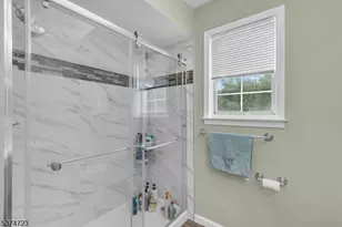 28 Hawthorn Dr, Edison Twp., NJ 08820 - Photo 32