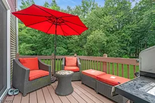 28 Hawthorn Dr, Edison Twp., NJ 08820 - Photo 42