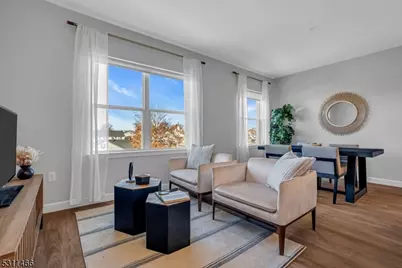 2003 Morris Ave #301, Union Township, NJ 07083 - Photo 2