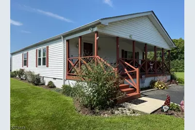 7 Rosewood Ter, White Township, NJ 07823 - Photo 1