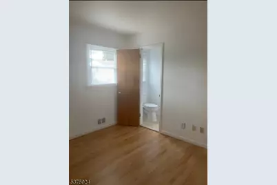 24 Hill Ct, Pompton Lakes, NJ 07442 - Photo 8