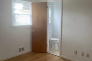 24 Hill Ct, Pompton Lakes, NJ 07442 - Photo 8