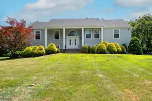 31 Maple Dr, North Caldwell, NJ 07006 - Photo 1