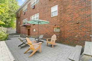 239 Crescent Ln, Cliffside Park, NJ 07010 - Photo 18