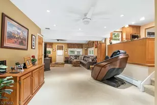 8 Ellen Dr, Rockaway Township, NJ 07866 - Photo 6