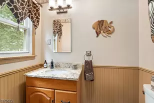 8 Ellen Dr, Rockaway Township, NJ 07866 - Photo 18