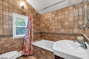 40 Kingsland Rd, West Milford, NJ 07421 - Photo 12