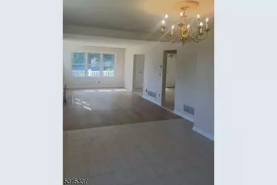 134 Tingley Ln, Edison, NJ 08820 - Photo 6