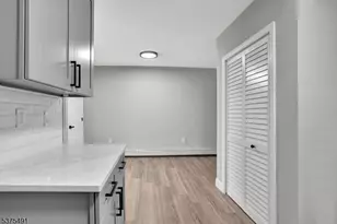 434 Halsted St, East Orange, NJ 07018 - Photo 12