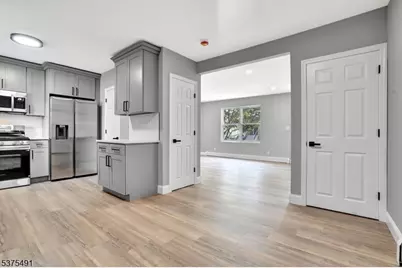 434 Halsted St, East Orange, NJ 07018 - Photo 10