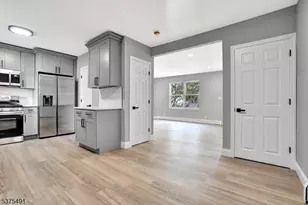 434 Halsted St, East Orange, NJ 07018 - Photo 10