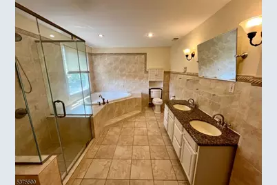 1265 Shetland Dr, Union Township, NJ 07083 - Photo 14