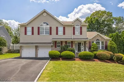 20 Elinora Dr, Wanaque, NJ 07465 - Photo 1