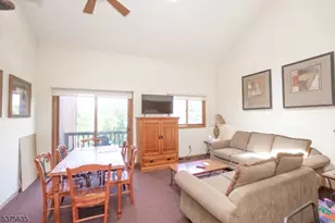 2 Falkenstein Dr Unit, Vernon, NJ 07462 - Photo 4