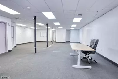 24 Lakeside Ave, Pompton Lakes, NJ 07442 - Photo 6