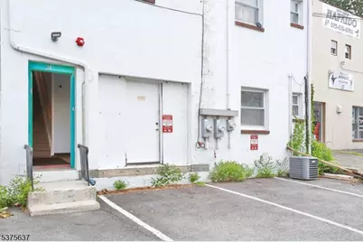 24 Lakeside Ave, Pompton Lakes, NJ 07442 - Photo 4