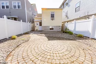 622 N 9th St, Newark, NJ 07107 - Photo 20