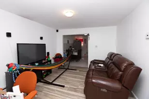 622 N 9th St, Newark, NJ 07107 - Photo 12