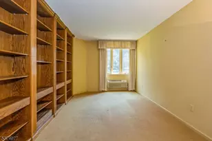 10 Smith Manor Blvd, West Orange Township, NJ 07052 - Photo 16