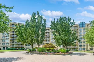 10 Smith Manor Blvd, West Orange Township, NJ 07052 - Photo 2