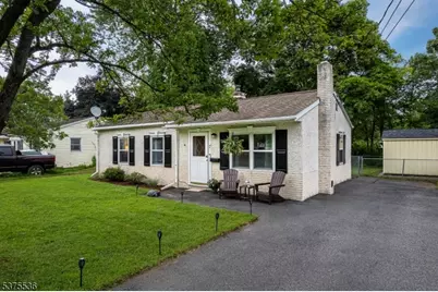 7 Presidential Dr, Washington Boro, NJ 07882 - Photo 1