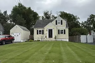 645 Townsend Pl, North Plainfield, NJ 07063 - Photo 1