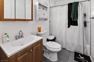 274 W Broadway, Paterson, NJ 07522 - Photo 18