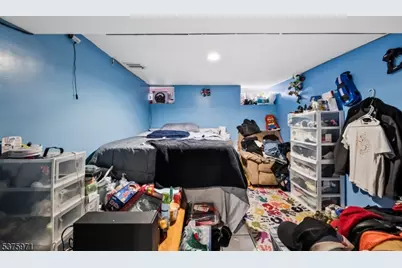 274 W Broadway, Paterson, NJ 07522 - Photo 32