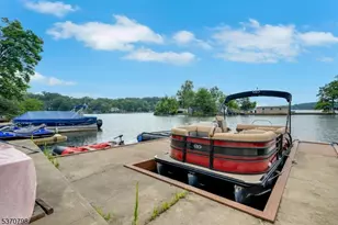 656 Lakeside Ave, Hopatcong, NJ 07821 - Photo 14