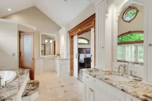 656 Lakeside Ave, Hopatcong, NJ 07821 - Photo 28