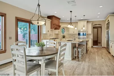 656 Lakeside Ave, Hopatcong, NJ 07821 - Photo 12