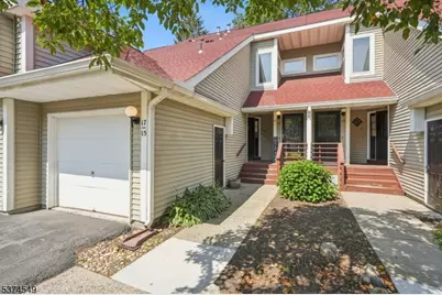 17 Pine Hollow Ct, Jefferson Township, NJ 07438 - Photo 1