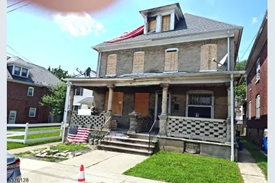 349 Thomas St, Phillipsburg, NJ 08865 - Photo 1