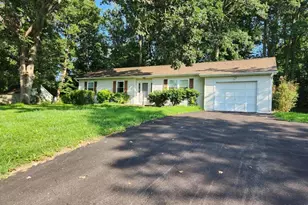 167 Asbury Anderson Rd, Franklin Township, NJ 08802 - Photo 1