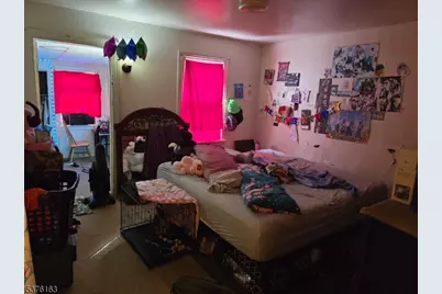 21 Railroad Ave, Phillipsburg, NJ 08865 - Photo 12