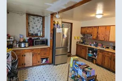 21 Railroad Ave, Phillipsburg, NJ 08865 - Photo 8