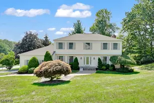 105 Poplar Dr, Hanover Township, NJ 07927 - Photo 1