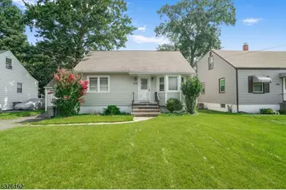 334 Oakwood Ave, Kenilworth, NJ 07033 - Photo 1