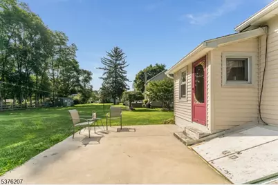 6 Franklin Street, Franklin Township, NJ 07882 - Photo 8