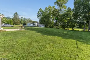 6 Franklin St, Franklin Township, NJ 07882 - Photo 10