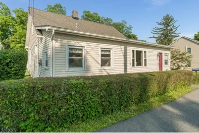 6 Franklin Street, Franklin Township, NJ 07882 - Photo 2