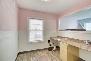 725 N Wood Ave, Linden, NJ 07036 - Photo 12