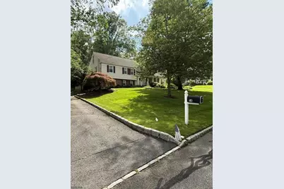 54 Chimney Ridge Dr, Morris Township, NJ 07960 - Photo 1