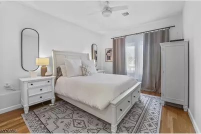 936 Pavonia Ave #3A, Jersey City, NJ 07306 - Photo 10