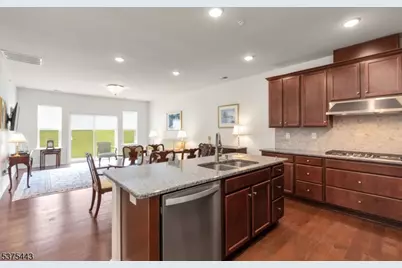 38 Cunningham Dr, Florham Park, NJ 07932 - Photo 1