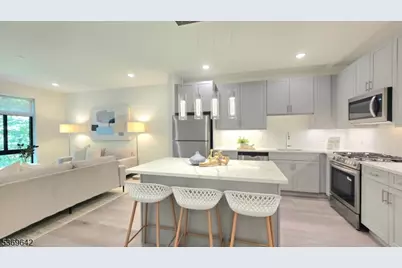 135 Fairfield Rd #206, Fairfield, NJ 07004 - Photo 2